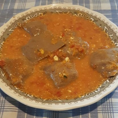 Raviolones de kabutia, ricota y nueces