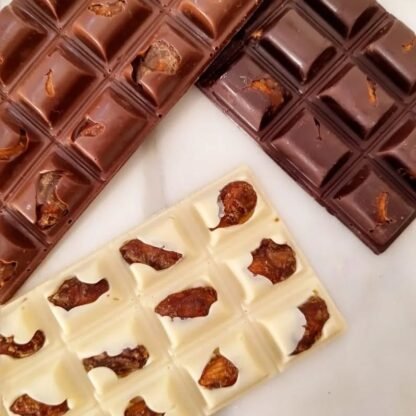 Tableta Chocolate con almendras, garrapiñada y mascabo