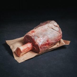 Osobuco pastoril de vacas felices. Vacas alimentadas con pastizales nativos sin hormonas ni antibióticos. Ganadería regenerativa