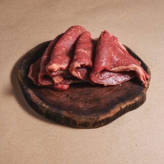 Nalga feteada pastoril. Vacas libres sin maltrato animal, sin hormonas ni antibióticos. Ganadería regenerativa. Vacas felices que pastan en libertad